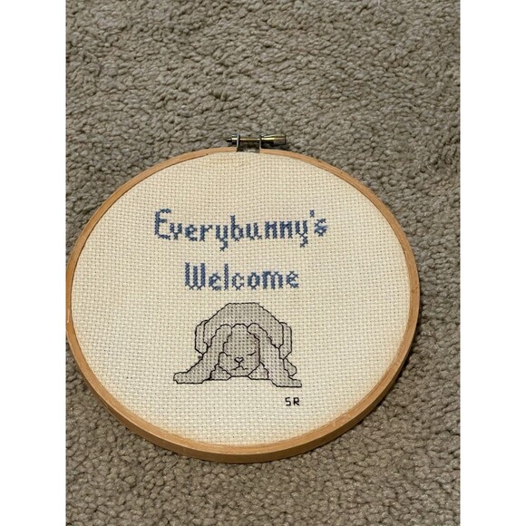 Everybunny's Welcome Cross Stitch Hoop‎ Art Bunny Rabbit Decor Handmade - Picture 1 of 4